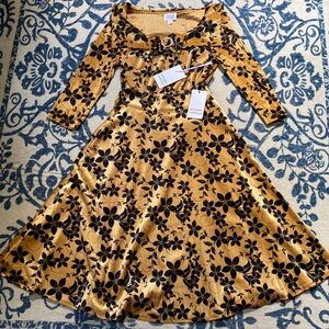 Unique Vintage Mustard and Black Velvet Two piece Skirt Set